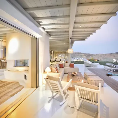 Villa In Mykonos Near Elia Beach *
